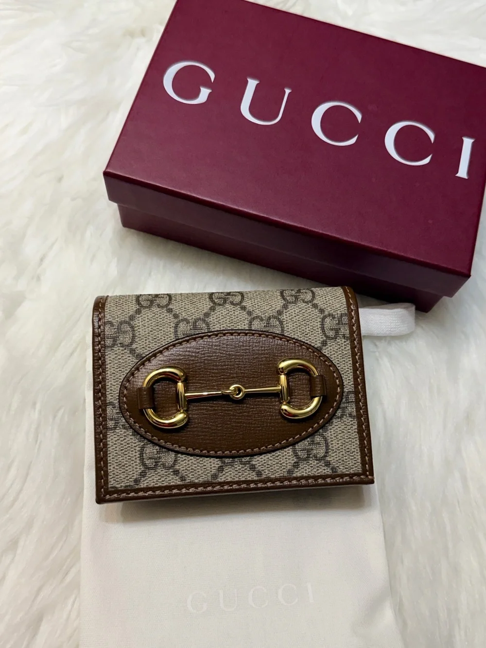 NEW✨Gucci GG Supreme Canvas Horsebit Bifold Wallet - Picture 1 of 14